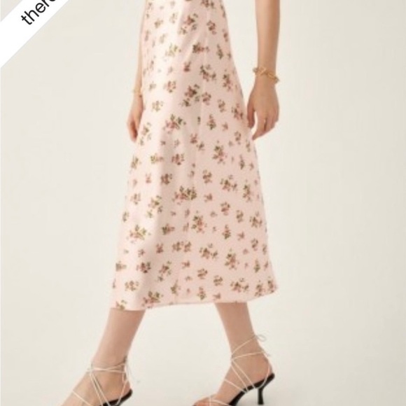 Reformation silk blush pink floral skirt - Picture 4 of 6